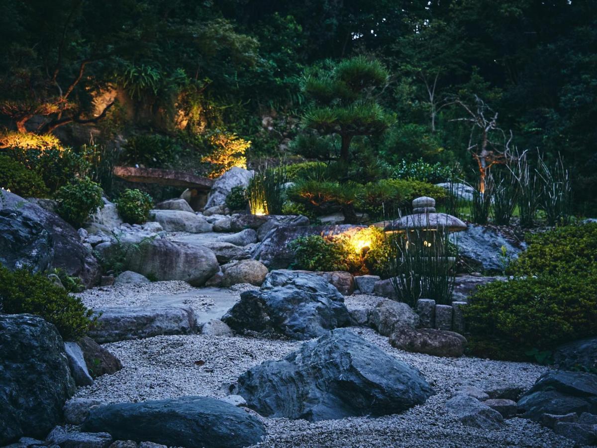 Hotel Ooedo Onsen Monogatari Premium Shirahama Gyoen Extérieur photo